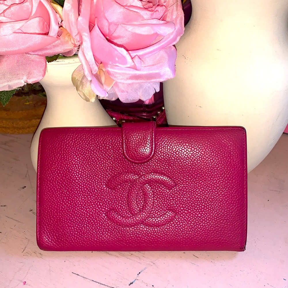 Chanel Pink Caviar Leather Wallet Vintage Authentic